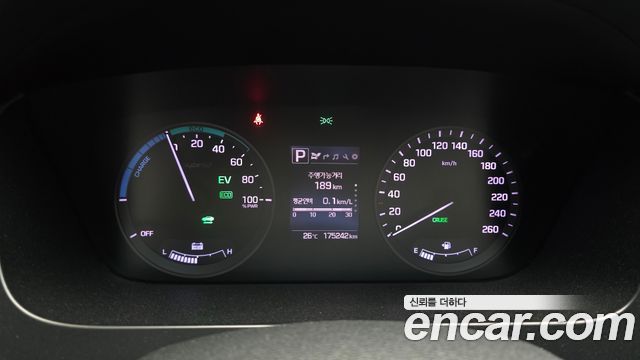 Hyundai Sonata 2015 — photo 11