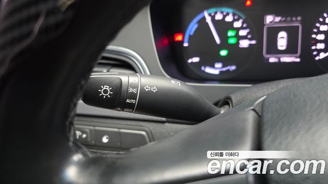 Hyundai Sonata 2015 — photo 26