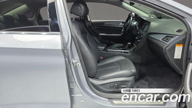 Hyundai Sonata 2015 — photo 16