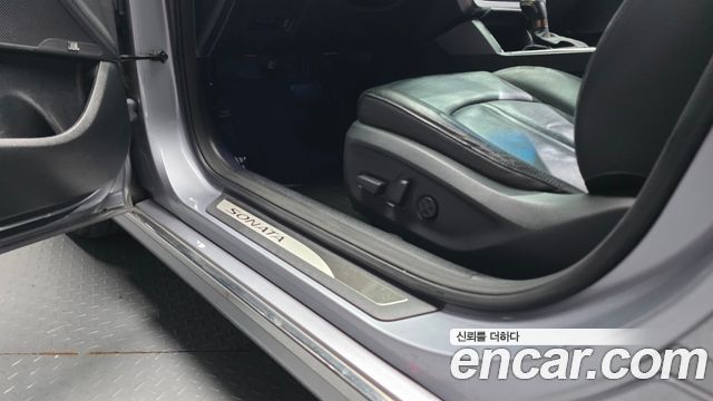 Hyundai Sonata 2015 — photo 31