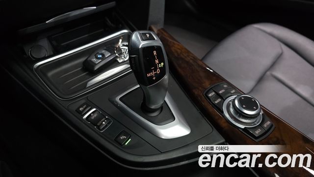 BMW 3-Series 2013 — photo 9