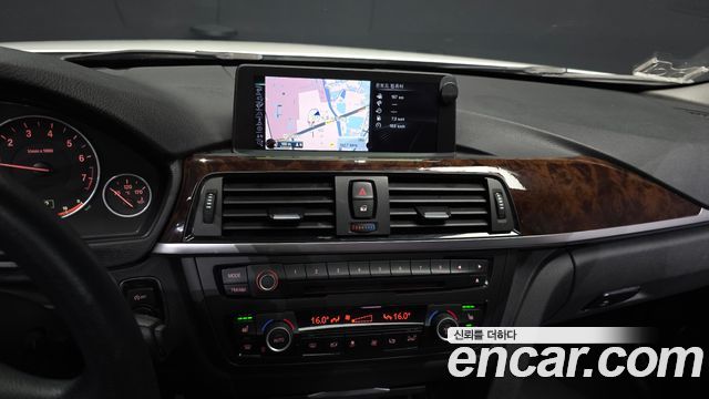 BMW 3-Series 2013 — photo 14