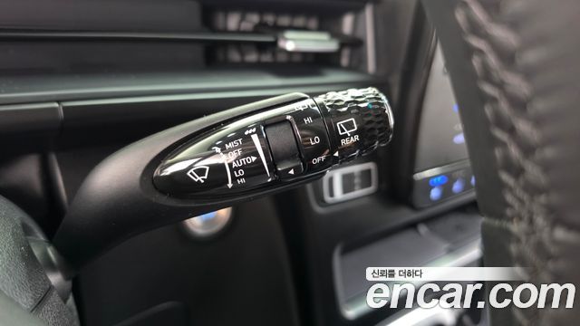 Hyundai Staria 2025 — photo 26