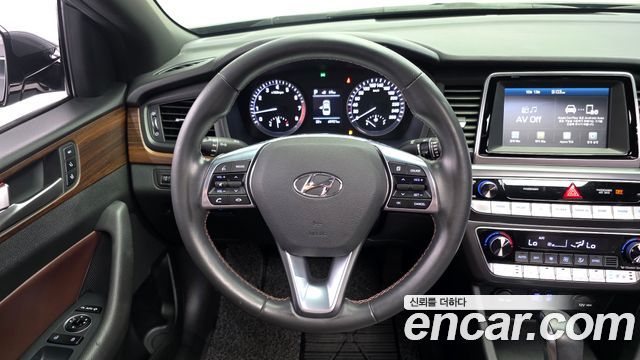 Hyundai Sonata 2018 — photo 13