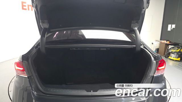 Hyundai Sonata 2018 — photo 20