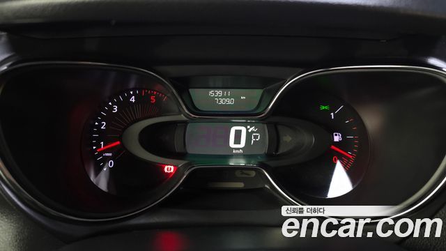 Renault Korea QM3 2016 — photo 11