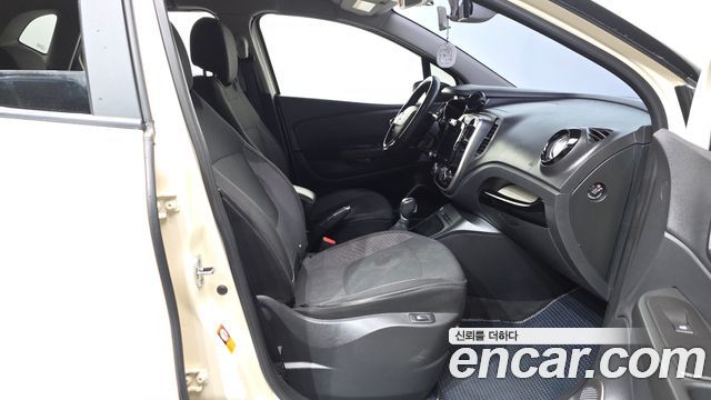 Renault Korea QM3 2016 — photo 17