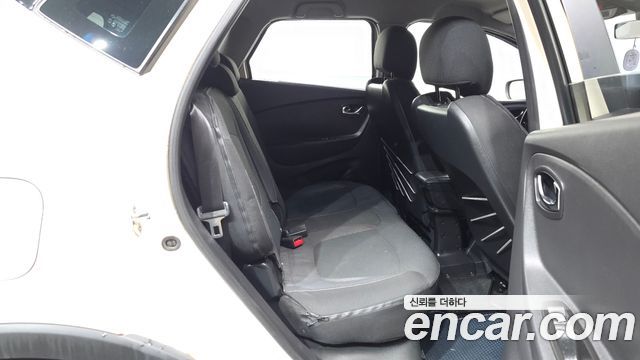 Renault Korea QM3 2016 — photo 18