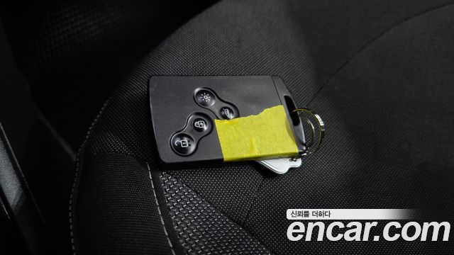 Renault Korea QM3 2016 — photo 30