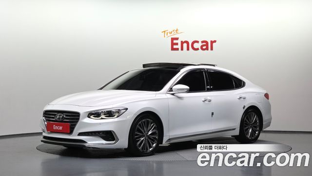 Hyundai Grandeur 2017 — photo 1