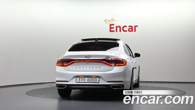 Hyundai Grandeur 2017 — photo 4