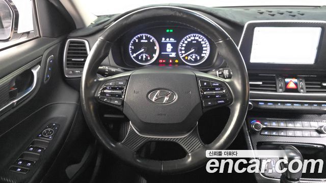 Hyundai Grandeur 2017 — photo 13