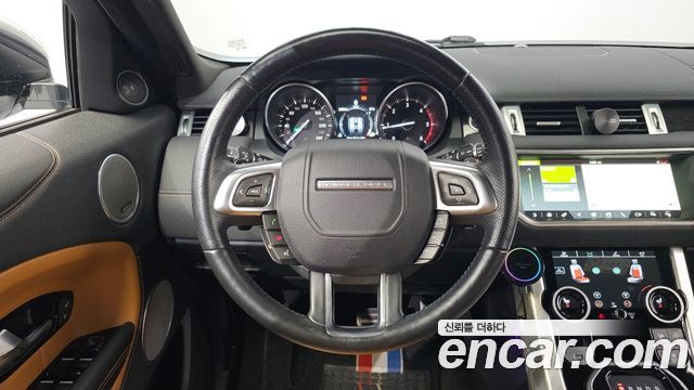 Land Rover Range Rover Evoque 2017 — photo 15