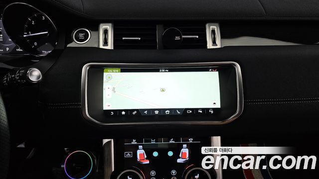 Land Rover Range Rover Evoque 2017 — photo 16