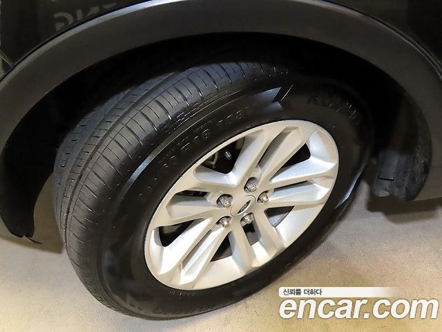 Ford Explorer 2013 — photo 5