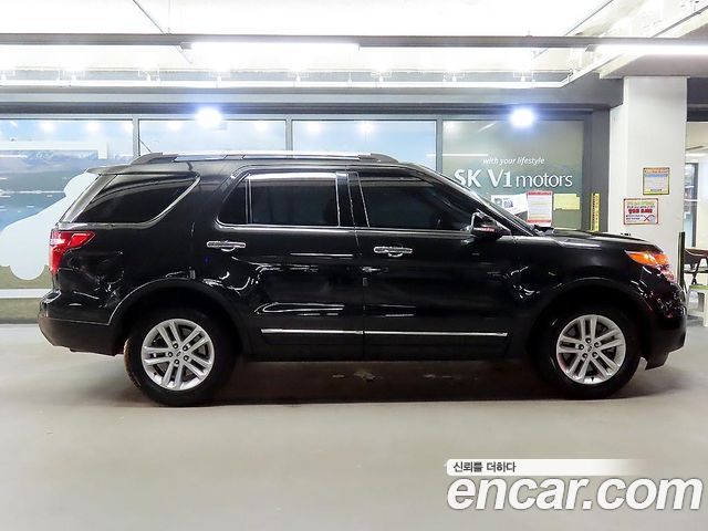 Ford Explorer 2013 — photo 20
