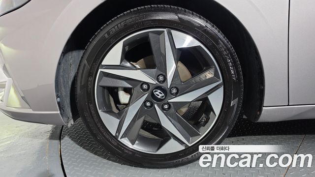 Hyundai AVANTE 2021 — photo 5