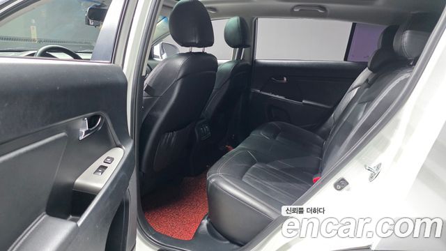 Kia Sportage 2015 — photo 18