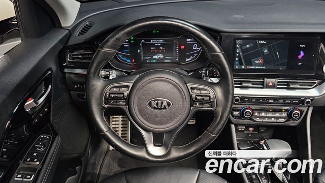 Kia Niro 2021 — photo 13