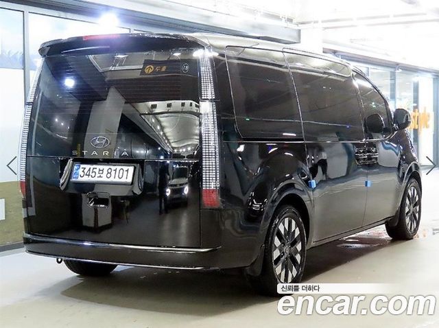 Hyundai Staria 2022 — photo 4