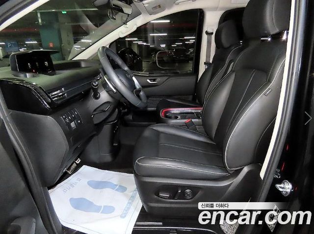 Hyundai Staria 2022 — photo 6