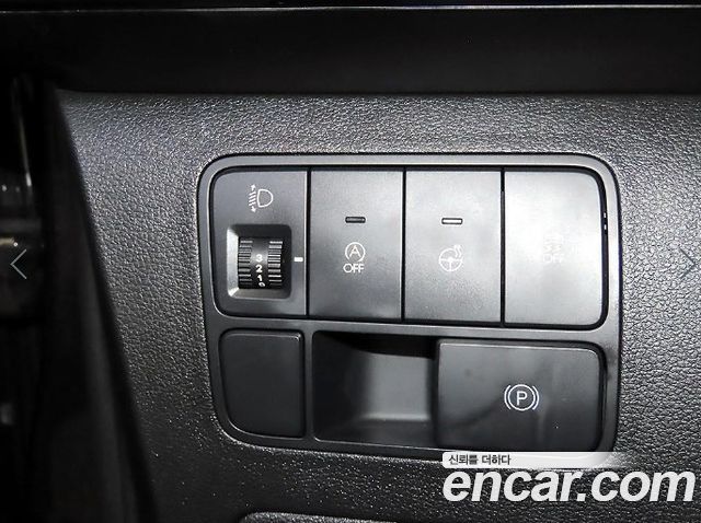 Hyundai Staria 2022 — photo 13