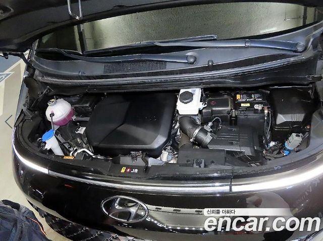 Hyundai Staria 2022 — photo 18