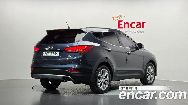 Hyundai Santafe 2015 — photo 2