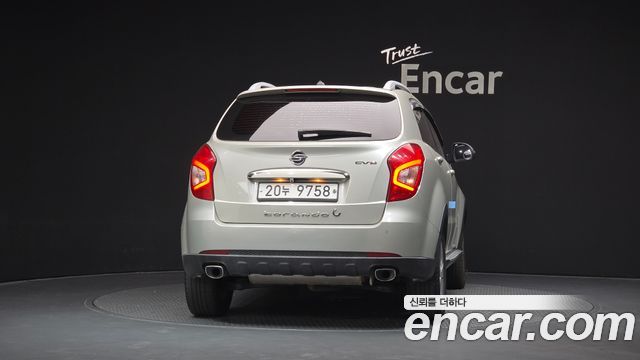 KG Mobility KORANDO 2014 — photo 4