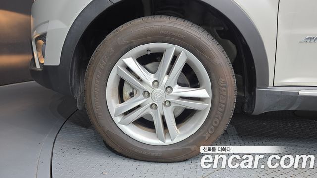 KG Mobility KORANDO 2014 — photo 5
