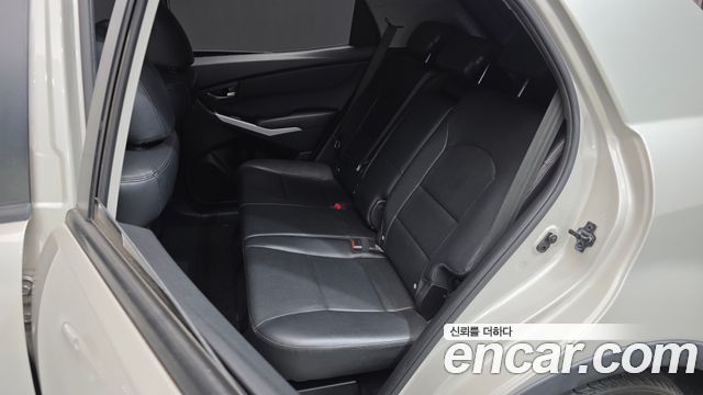 KG Mobility KORANDO 2014 — photo 11
