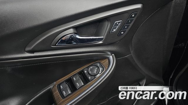 Chevrolet Korea Malibu 2017 — photo 22