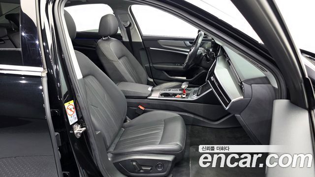 Audi A6 2020 — photo 17