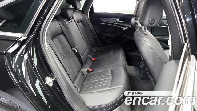 Audi A6 2020 — photo 18
