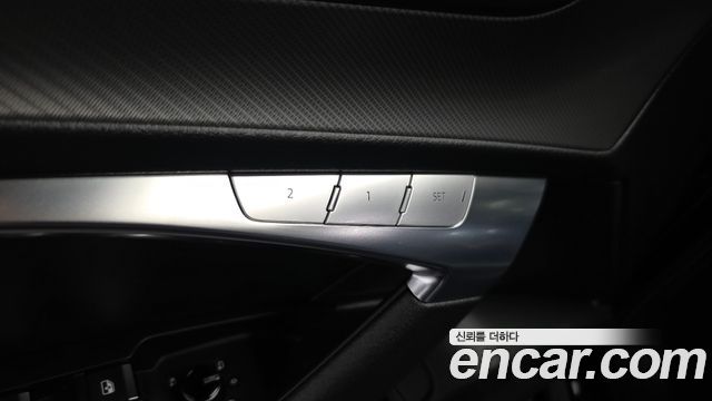 Audi A6 2020 — photo 33