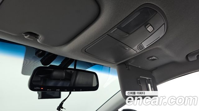 Hyundai Ioniq 2016 — photo 19