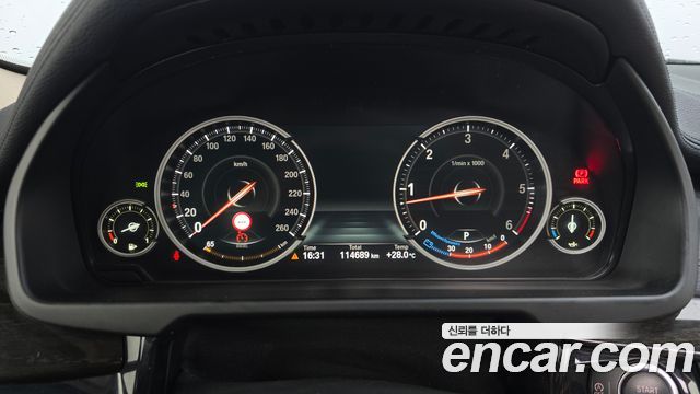 BMW X6 2016 — photo 8