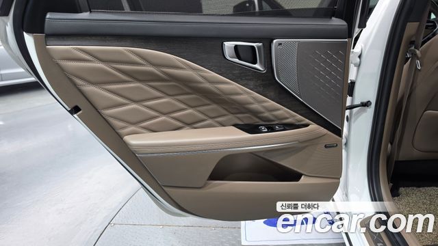 Kia K8 2022 — photo 15