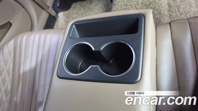 Kia K8 2022 — photo 27