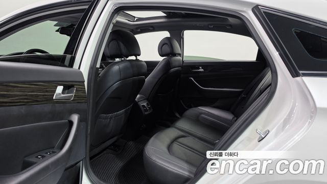 Hyundai Sonata 2015 — photo 11