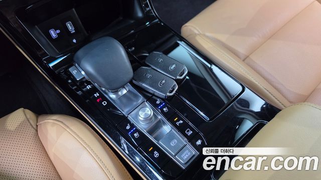 Kia K7 2020 — photo 9