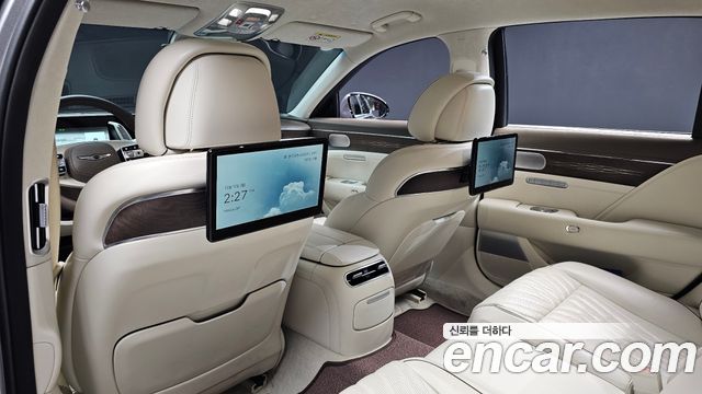Genesis G90 2022 — photo 19