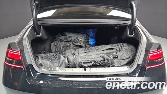 Genesis G90 2022 — photo 20