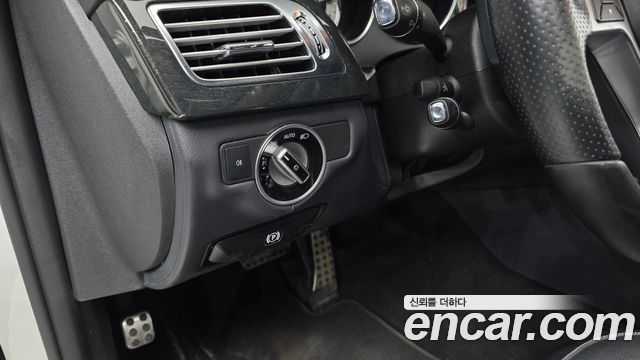 Mercedes-Benz CLS-Class 2014 — photo 20
