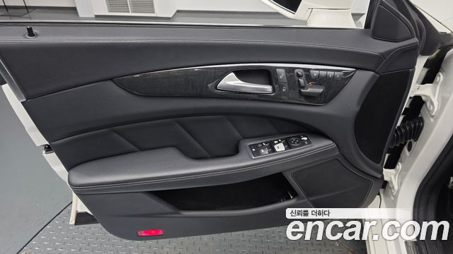Mercedes-Benz CLS-Class 2014 — photo 14