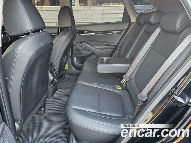Kia Seltos 2023 — photo 8