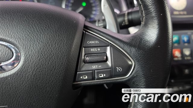 Infiniti Q50 2016 — photo 15
