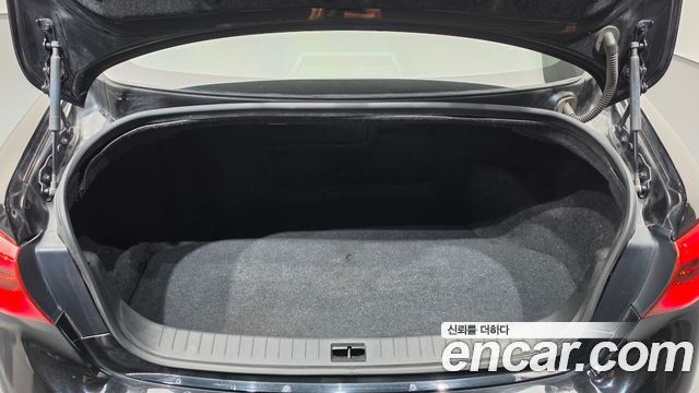 Infiniti Q50 2016 — photo 17