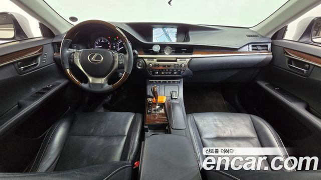 Lexus ES 2014 — photo 7