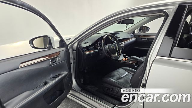 Lexus ES 2014 — photo 10